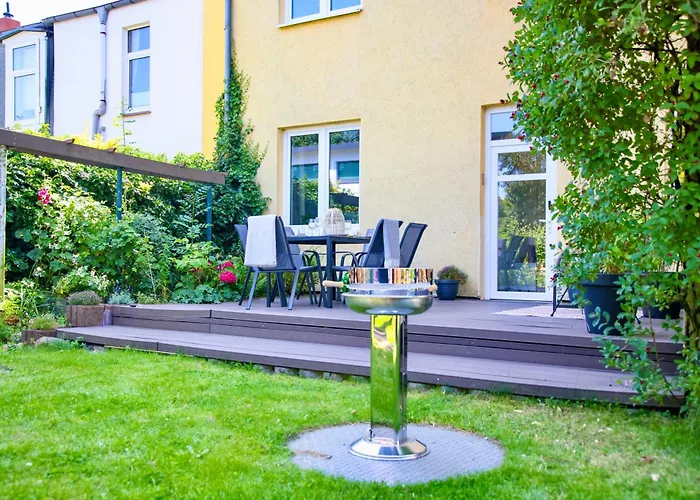 Apartment Garten, Terrasse, 93 M2, 5 Min Bis Zur Warnow
