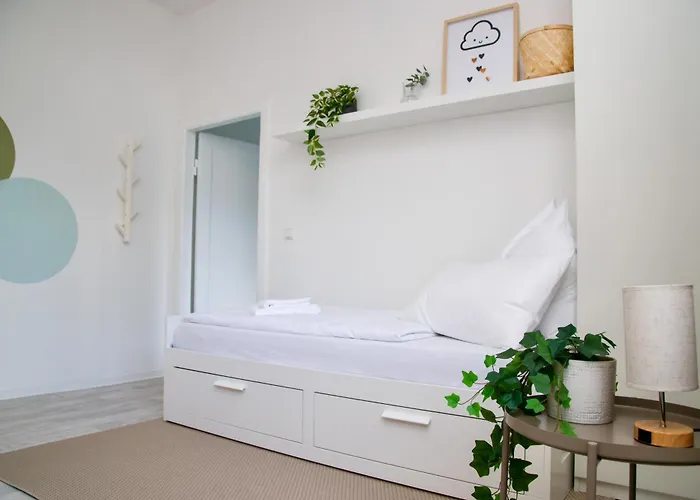 Apartment Garten, Terrasse, 93 M2, 5 Min Bis Zur Warnow